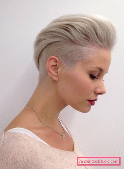 pixie fryzura zdjęcia blondynka