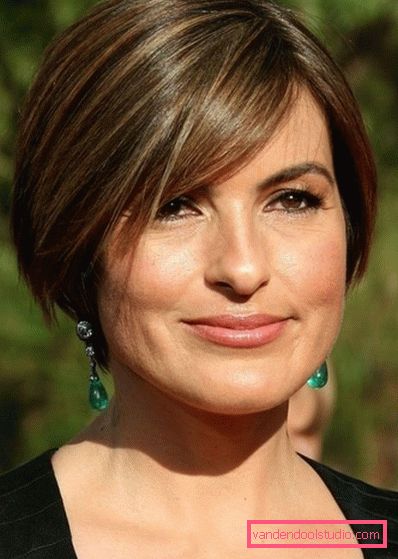Fryzury dla kobiet o kwadratowym kształcie twarzy