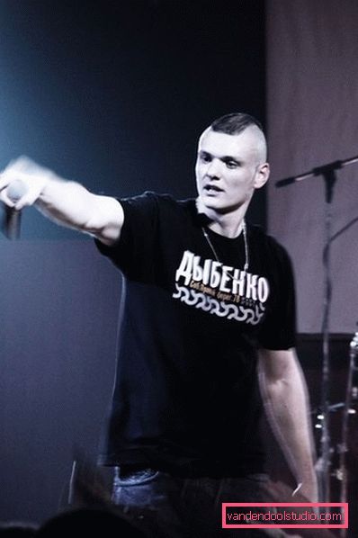 Jak nazywa się fryzura Tony'ego Rauta - zdjęcie
