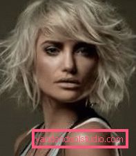Jaka fryzura w modzie - trendy w 2019 roku