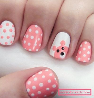 Piękny wiosenny manicure 2019-2020