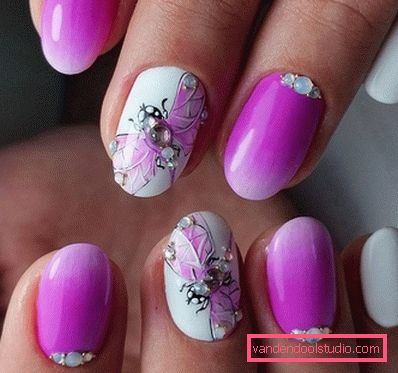 Piękny wiosenny manicure 2019-2020