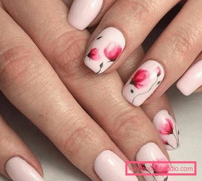 Piękny wiosenny manicure 2019-2020