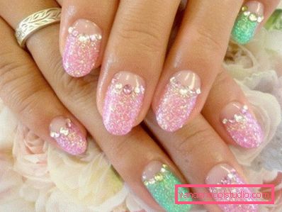 Piękny różowy manicure 2019-2020 rok