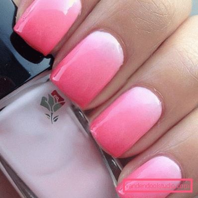 Piękny różowy manicure 2019-2020 rok