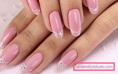 Piękny różowy manicure 2019-2020 rok
