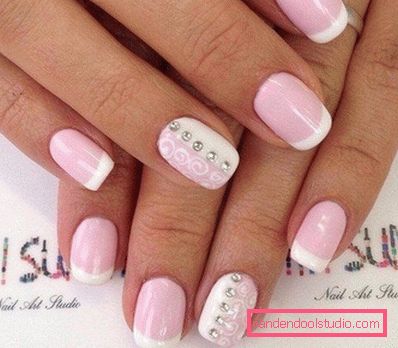Piękny różowy manicure 2019-2020 rok