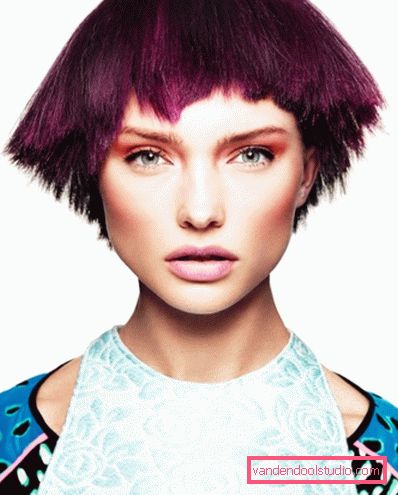 Kreatywna krótka fryzura - trend w modzie 2019