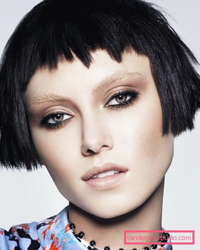 Kreatywna krótka fryzura - trend w modzie 2019