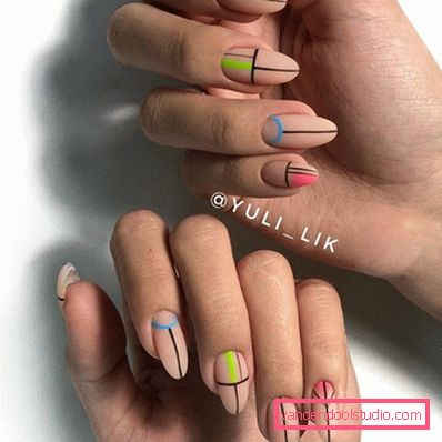 Niesamowity manicure księżycowy 2019-2020 na 15 najlepszych trendów