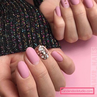 Niesamowity manicure księżycowy 2019-2020 na 15 najlepszych trendów