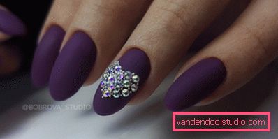 Trendy do manicure na 14 lutego