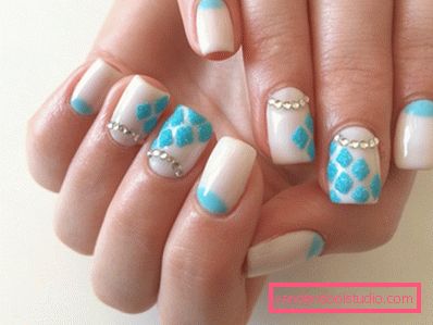 Stylowy manicure do krótkich paznokci
