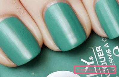 zielony manicure zielony manicure