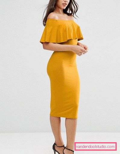 Piękna i elegancka sukienka w osłonie z lat 2019-2020