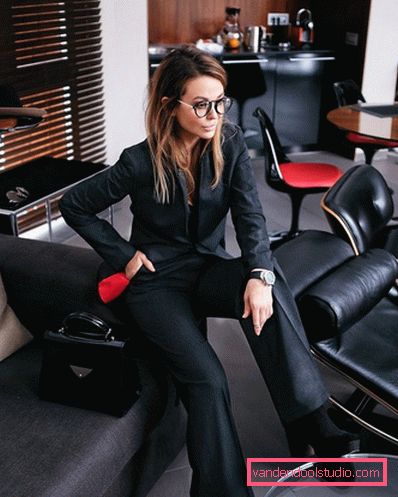 Spektakularny wygląd całkowity 2019-2020 w różnych kolorach - modne foto-pomysły