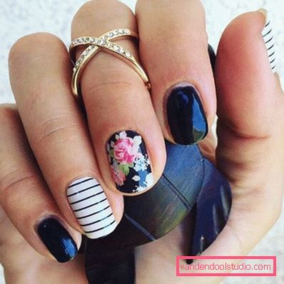 Modny czarny manicure