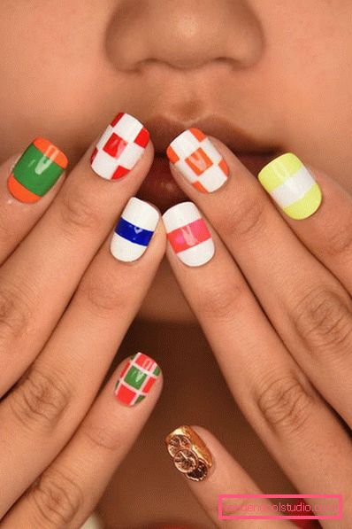 Stylowy geometryczny manicure 2019-2020 roku
