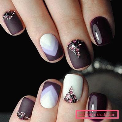 Stylowy geometryczny manicure 2019-2020 roku