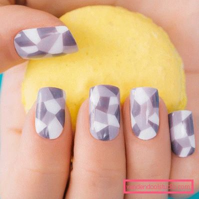 Stylowy geometryczny manicure 2019-2020 roku