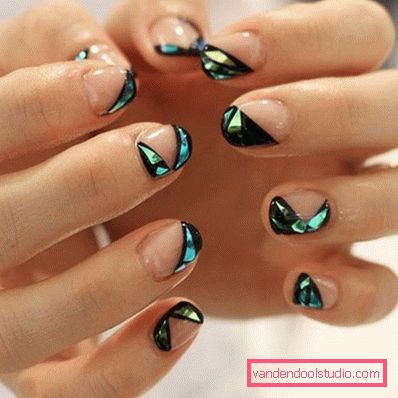 Niesamowity „nagi” manicure w stylu „negatywnej przestrzeni” 2019-2020
