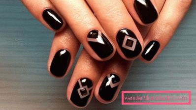 Niesamowity „nagi” manicure w stylu „negatywnej przestrzeni” 2019-2020