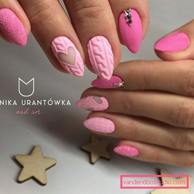 Uroczy zimowy design paznokci 2019-2020