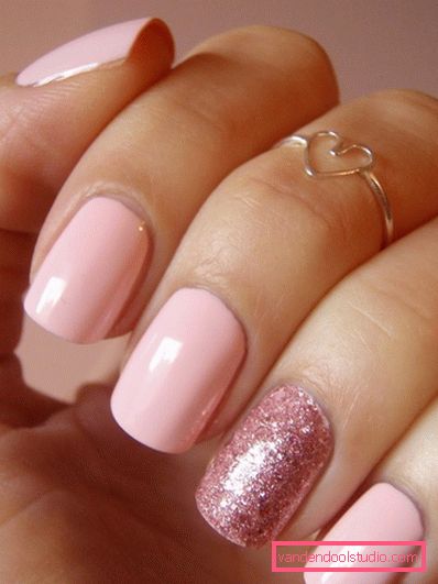 Delikatny pastelowy manicure 2019-2020 rok