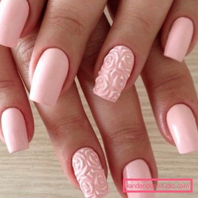 Delikatny pastelowy manicure 2019-2020 rok