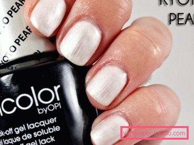 Perłowy manicure