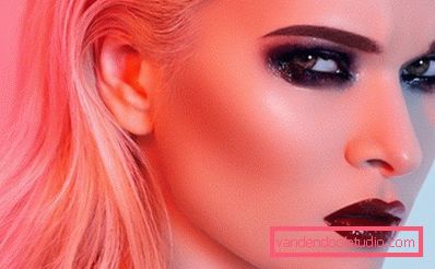 Dziewczyna z rockowym makeup