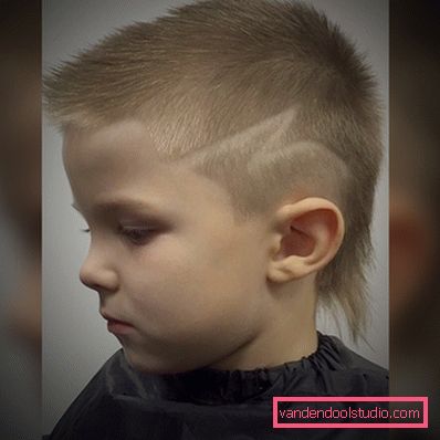 Fryzury dla chłopców z wzorami na skroniach - fryzury fotograficzne