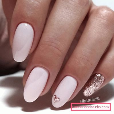 Delikatny lekki manicure 2019-2020