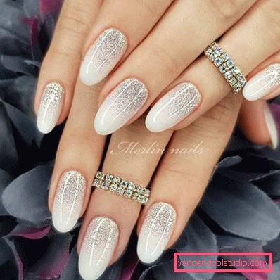 Delikatny lekki manicure 2019-2020