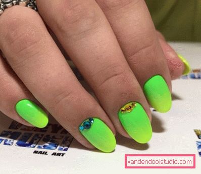 Manicure supernowe wiosna-lato 2019-2020 - trendy mody sezonowego wzornictwa paznokci