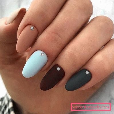 Manicure supernowe wiosna-lato 2019-2020 - trendy mody sezonowego wzornictwa paznokci