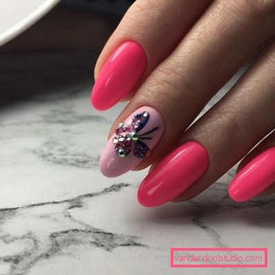 Manicure supernowe wiosna-lato 2019-2020 - trendy mody sezonowego wzornictwa paznokci