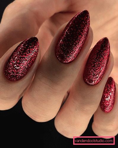 Najlepsze pomysły projektowe manicure na długie paznokcie w sezonie 2019-2020