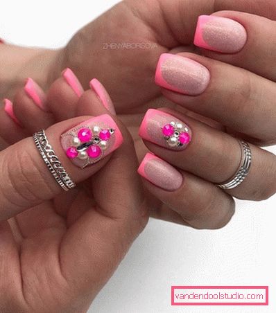 Jasny manicure 2019-2020